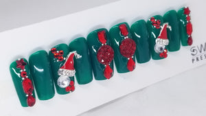 HOLIDAY SWITCHEM PRESS ON NAILS