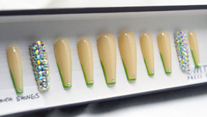 GRANNY SMITH SHINES SWITCHEM PRESS ON NAILS