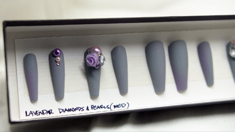 LAVENDER DIAMONDS AND PEARLS SWITCHEM PRESS ON NAILS