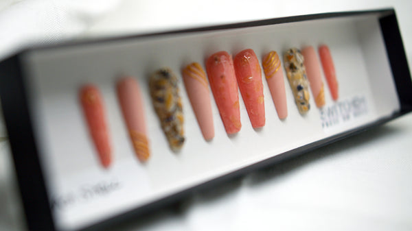 PEACH SHELL SWITCHEM PRESS ON NAILS