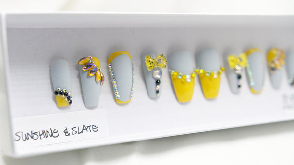 SUNSHINE AND SLATE SWITCHEM PRESS ON NAILS